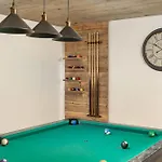 Luxury Dana Indoor Pool And Sauna *