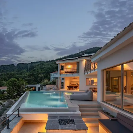 Luxury Dana Indoor Pool And Sauna Willa Ičići