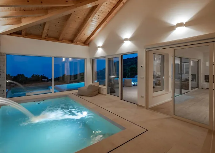 Luxury Dana Indoor Pool And Sauna Willa Ičići