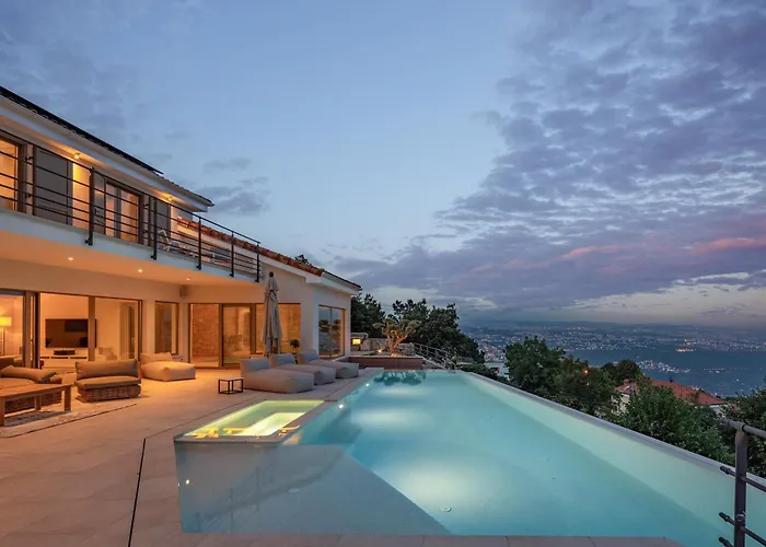 Luxury Dana Indoor Pool And Sauna *
