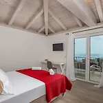 Luxury Dana Indoor Pool And Sauna Villa *